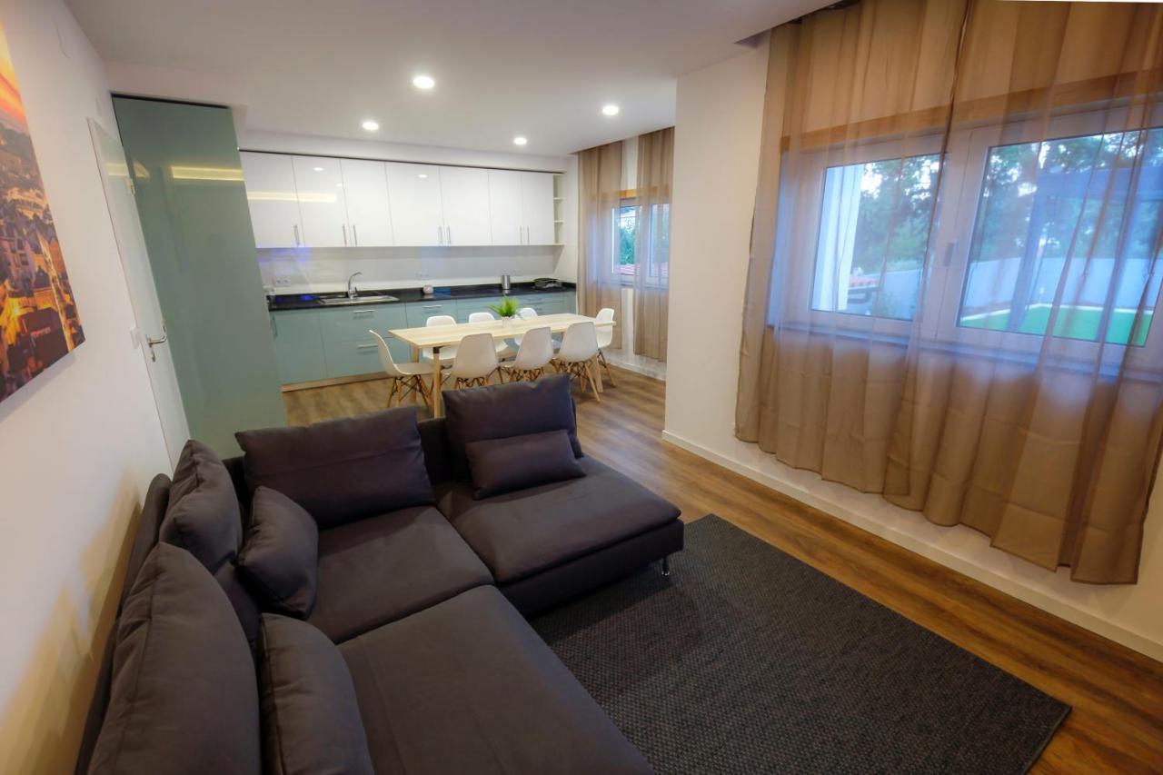 Cozy Apartment With Garden Fátima Exteriér fotografie